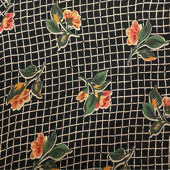 VINTAGE Collared Shirt • Grid and Floral Patterned• US Medium - Picture 3 of 8